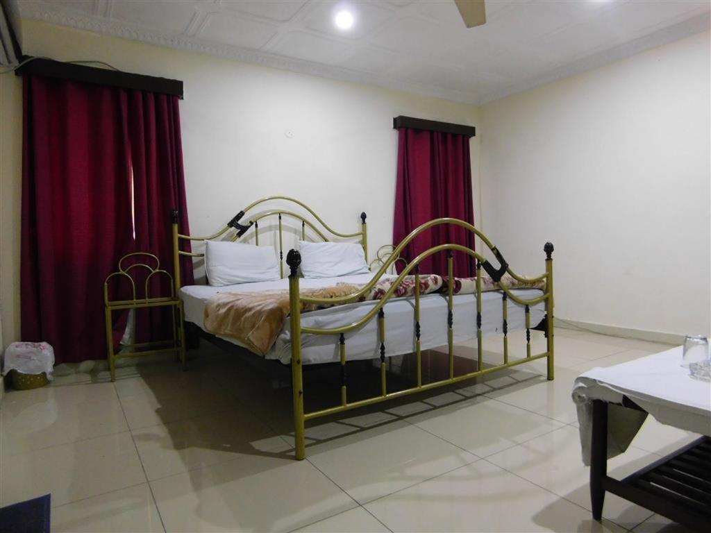 Hotel Humera Bahavalpur Dış mekan fotoğraf